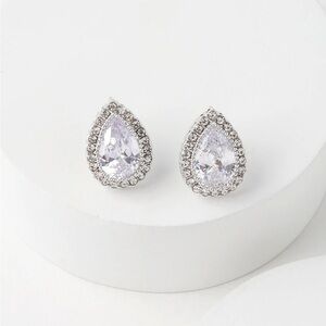 Lulus Heart of the Matter Silver Rhinestone Earrings